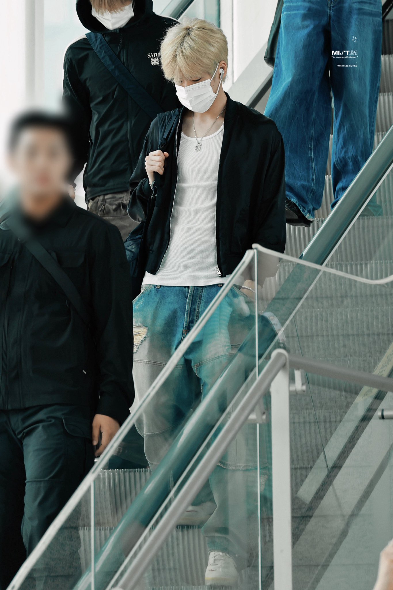 Look 06
